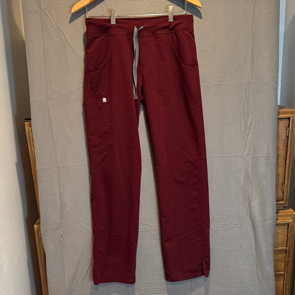 Figs Men's Dark Red Maroon Scrub Pants - Picture 1 of 6